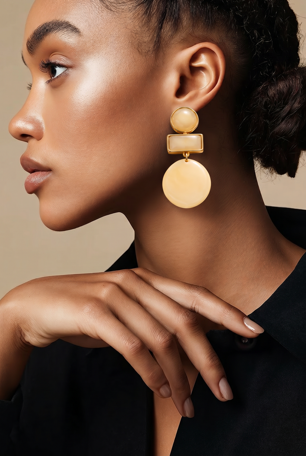 Beige Amara Earring